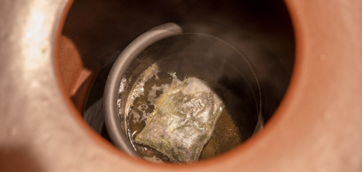 温泉お茶蒸し -蒸JOU-