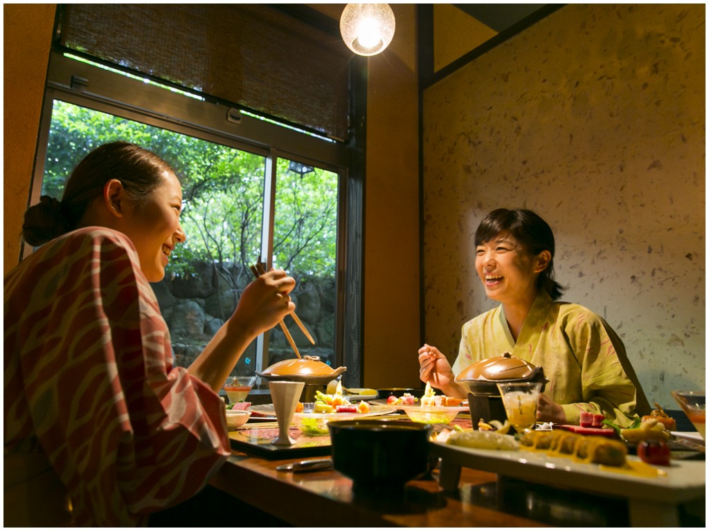 旅館吉田屋の懐石ディナーコース＆温泉入浴セット