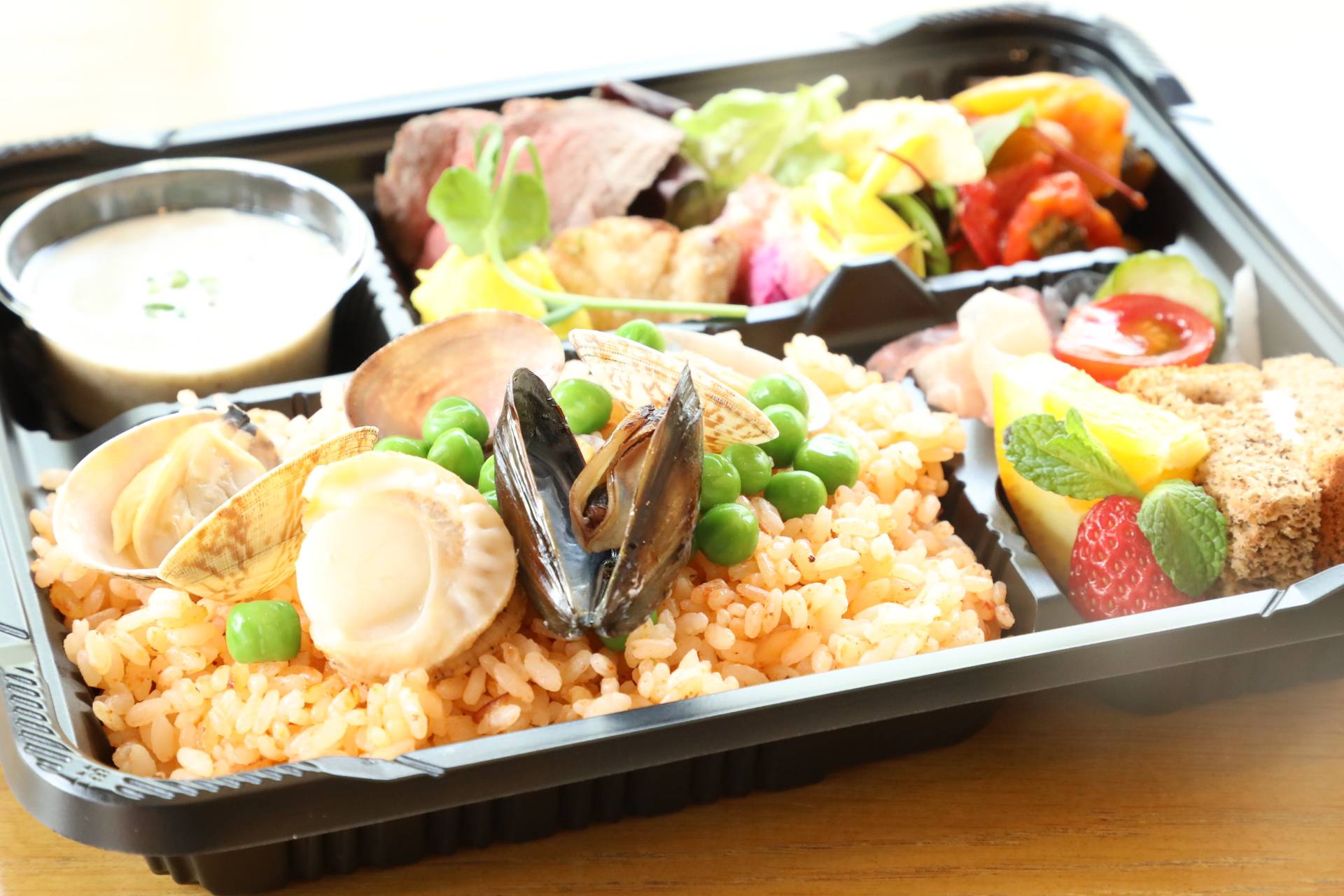 『kihacoの洋食弁当』１６２０円